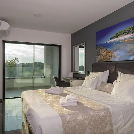 Eligo Mit 2 Whirlpools, Meerblick, Pool Und Fitnessraum Villa *
