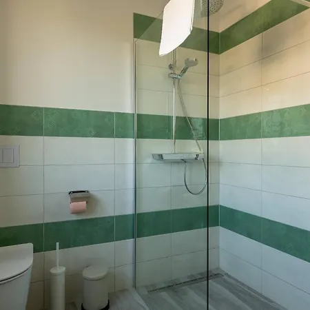 Eligo Mit 2 Whirlpools, Meerblick, Pool Und Fitnessraum Villa