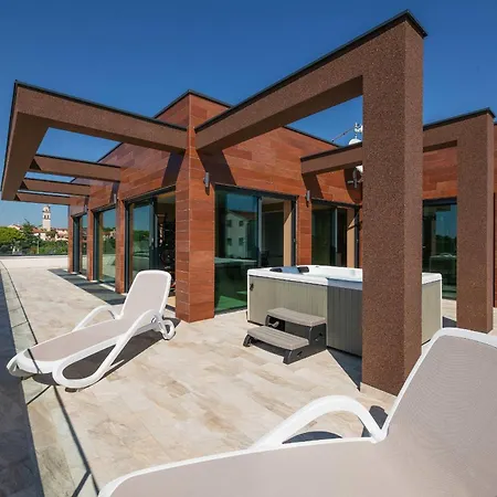Eligo Mit 2 Whirlpools, Meerblick, Pool Und Fitnessraum Villa Premantura