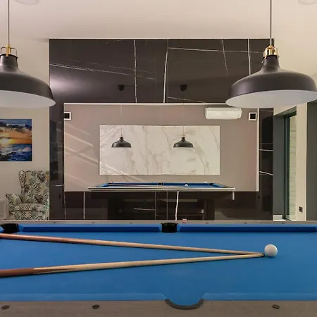 Eligo Mit 2 Whirlpools, Meerblick, Pool Und Fitnessraum *