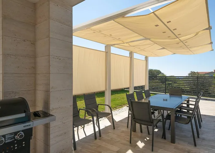 Eligo Mit 2 Whirlpools, Meerblick, Pool Und Fitnessraum Villa